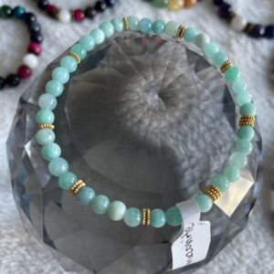 Amazonite is a crystal with many healing properties. Some of these properties include: • Balancing moods • Improving sleep patterns • Relieving stress • Treating depression or anxiety by stimulating the mind so that it releases serotonin~ a feel good hormone • Helping you to see both sides of a problem or different points of view