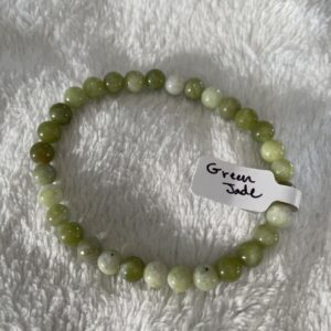 This green Jade bracelet will assist the body by supporting good metabolism, treating the nervous system, eliminating stress, counteracting the effects of depression, and promoting emotional healing, balance, and harmony.