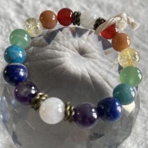 This all-chakra bracelet has the healing properties to assist with whole-body healing whether it is physical, emotional, mental, or even spiritual.